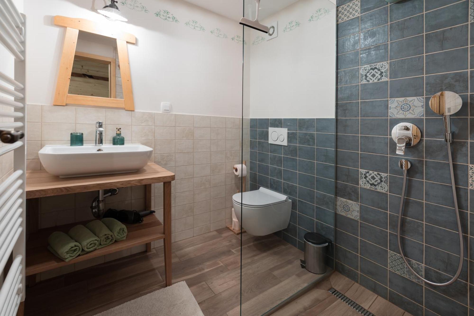 Homestead Farm Tesnak Gorenja Vas  Rom bilde