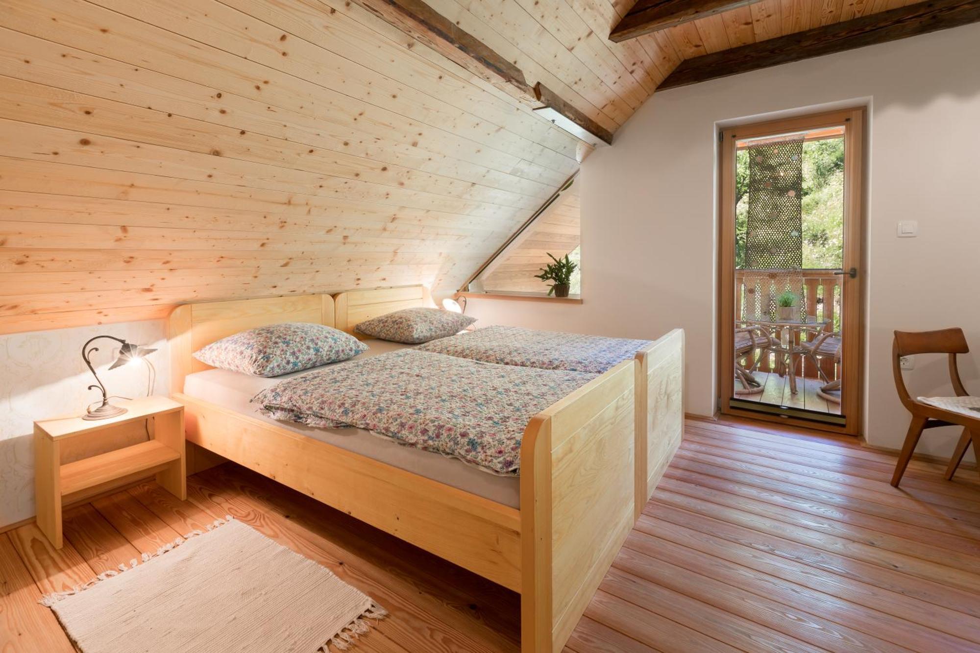 Homestead Farm Tesnak Gorenja Vas  Rom bilde